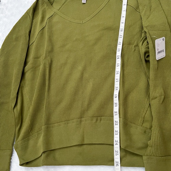 NWT- FREE PEOPLE Santa Clara Thermal in Ferngully - Picture 10 of 11